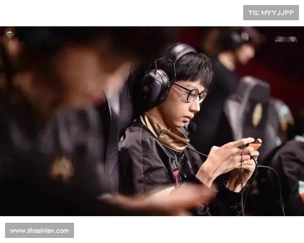 综合格斗巅峰之战拳拳到肉热血舞台见证王者荣耀崛起 综合格斗巅峰之战拳拳到肉热血舞台见证王者荣耀崛起